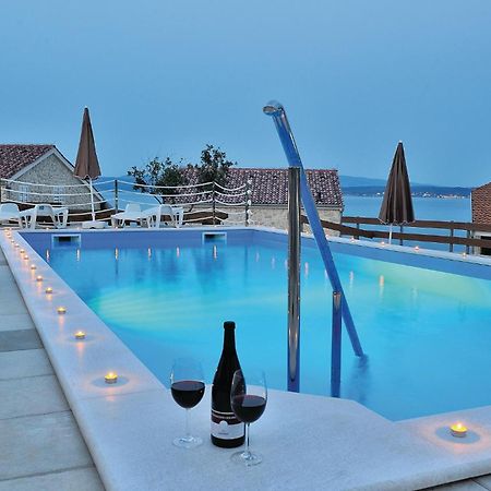 Cozy Apartment In Posedarje With House Sea View Екстер'єр фото