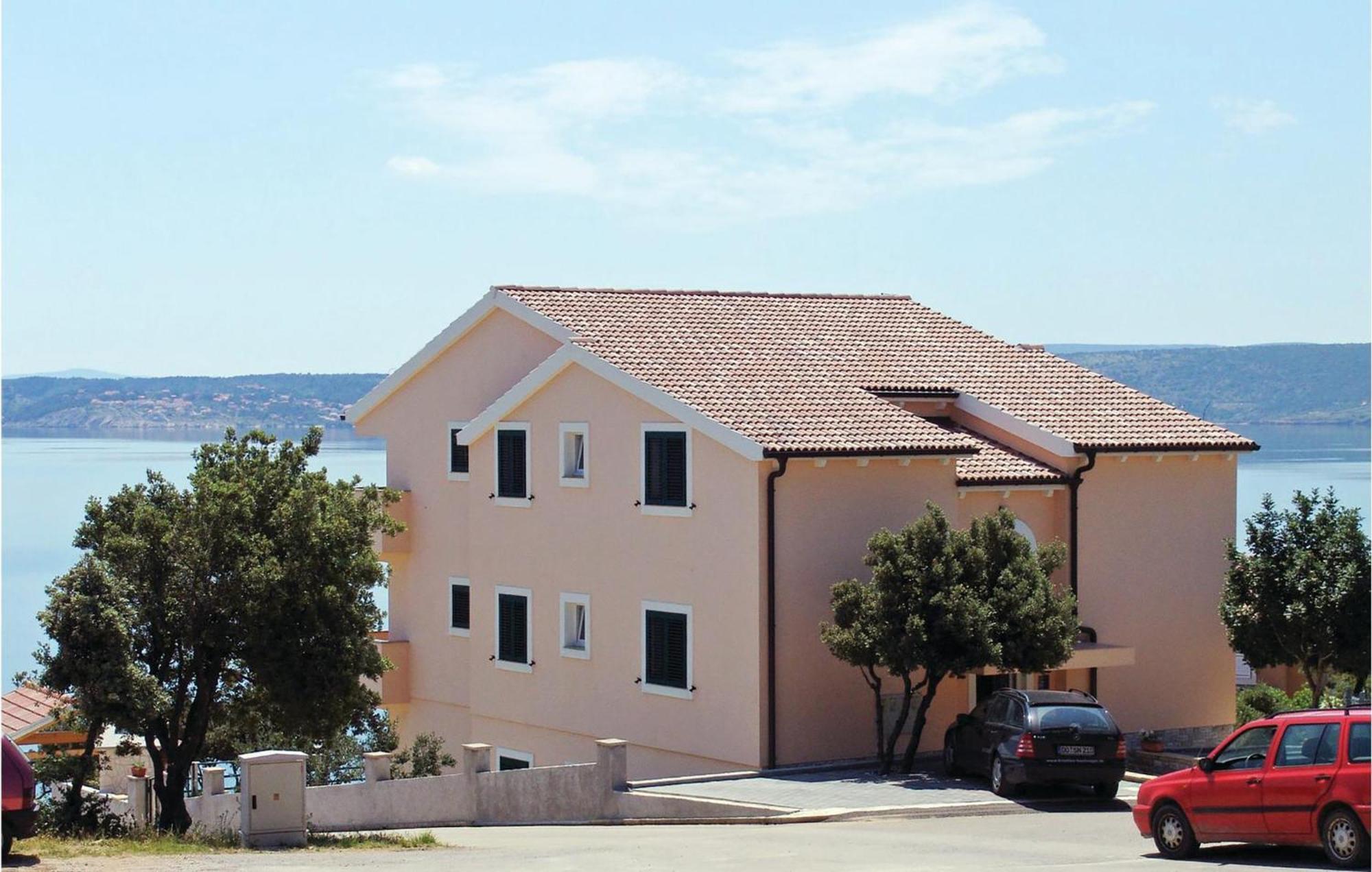 Cozy Apartment In Posedarje With House Sea View Екстер'єр фото